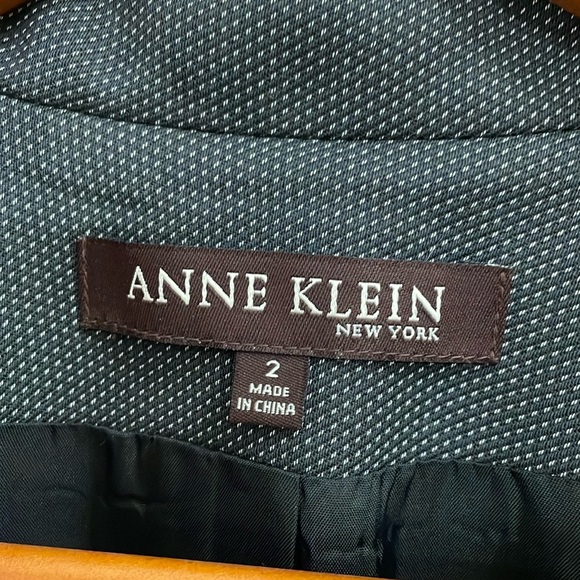 🌺ANNE KLEIN taupe tweed virgin wool blend blazer with tie front.  2 - Picture 7 of 7